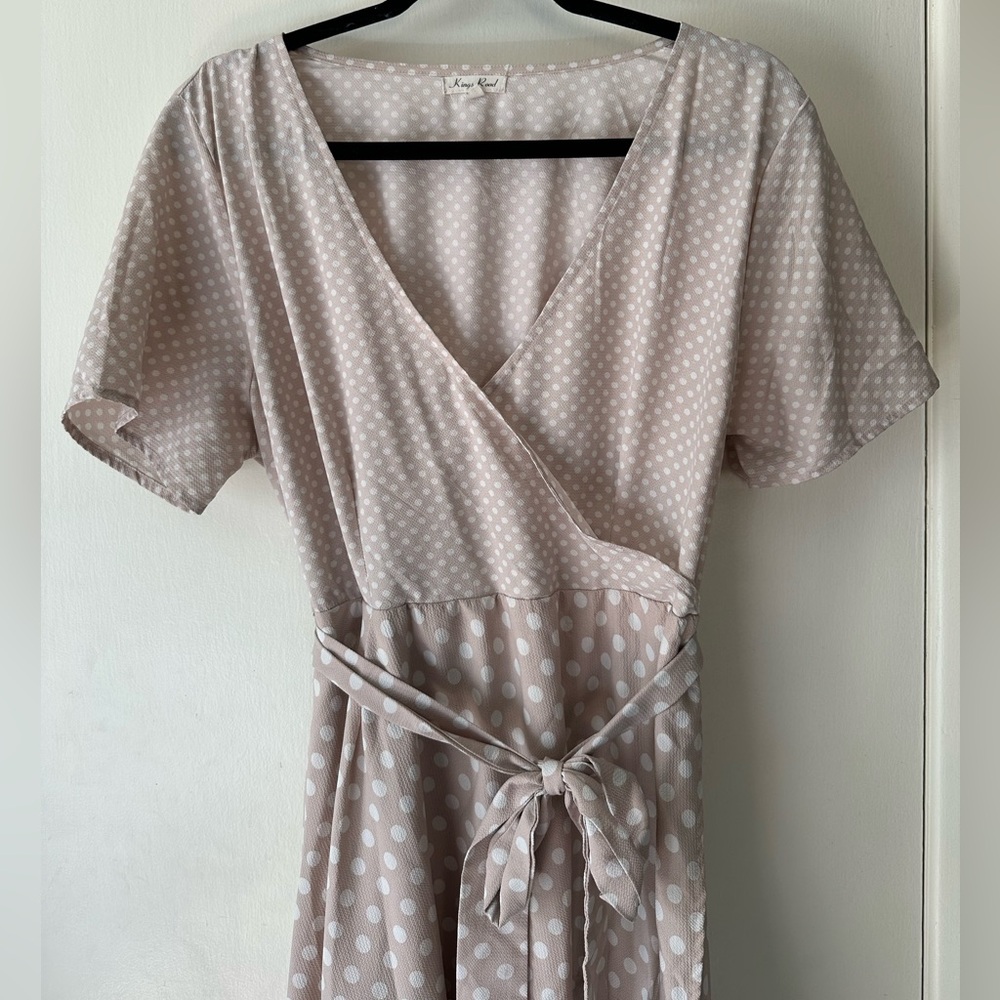 Kings Road XL pink and white polka dot dress tie front